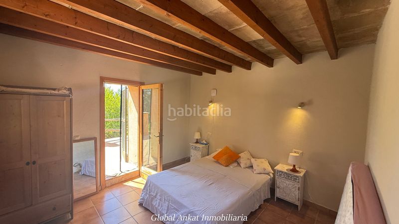 Foto edc2ff8b-23e6-4907-bb9d-9e19cb303b8d. Masía exclusiva finca rústica tradicional con piscina y casa de invitados a minutos (ref. f2087) en Santanyí