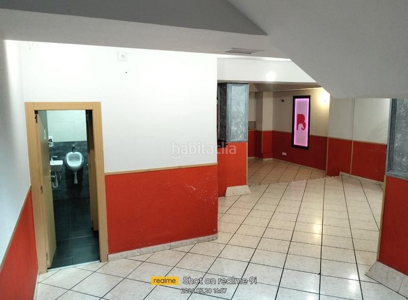 Foto caf889e6-c917-45e6-a0ee-7a2cfb8170f5. Alquiler local comercial en Reyes Católicos Burgos