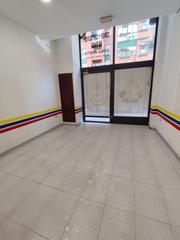 Local Comercial en Calle Bartolomé Ordóñez
