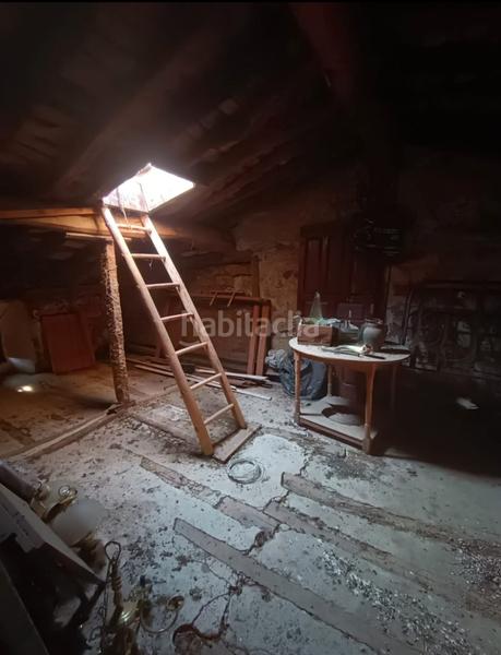 Foto 0a5d8277-a7e8-4287-a764-292eab74dcba. Casa aparellada a Villasur de Herreros