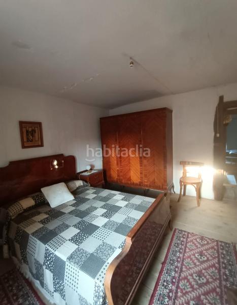Foto 8bed0c7f-a292-4173-9bef-2d61303118c7. Casa aparellada a Villasur de Herreros