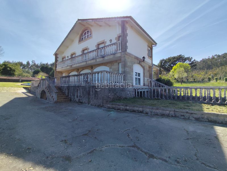 Foto 17c48f7d-0c33-4e75-ab3a-de6f407359bc. Xalet amb xemeneia calefacció aparcament piscina a Bareyo