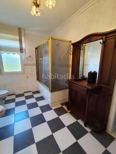 Foto 26f5d3e3-f221-4cf0-b32b-52b884f1dcf0. Xalet amb xemeneia calefacció aparcament piscina a Bareyo