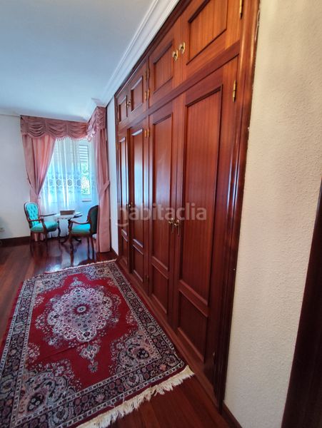 Foto e76ae239-5d6c-410a-a7ed-d0a4480c2ff8. Xalet amb xemeneia calefacció aparcament piscina a Bareyo