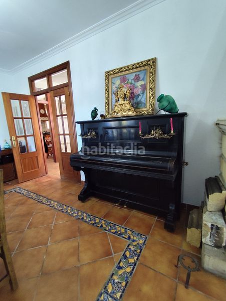 Foto f6b5367c-4ffc-4a46-aacb-4cba7e3d2ccf. Xalet amb xemeneia calefacció aparcament piscina a Bareyo