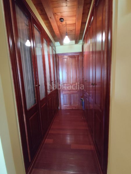Foto f4e55308-5c77-4843-98f4-fa6427c9ee08. Casa amb xemeneia calefacció aparcament piscina a Quintanillas (Las)