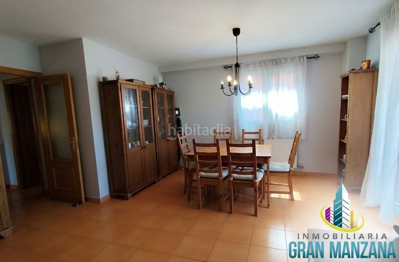 Foto 489844af-10bc-4a55-a435-0ed4a068d576. Towny house in calle logroño 28 in Castrillo del Val