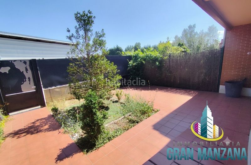 Foto 608df51f-3198-48d2-aa93-61714a40fd55. Towny house in calle logroño 28 in Castrillo del Val