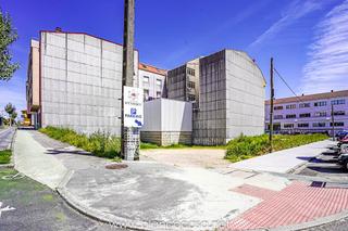 Terreny residencial a Carballo. Oportunidad única! solar urbano en venta en carballo,