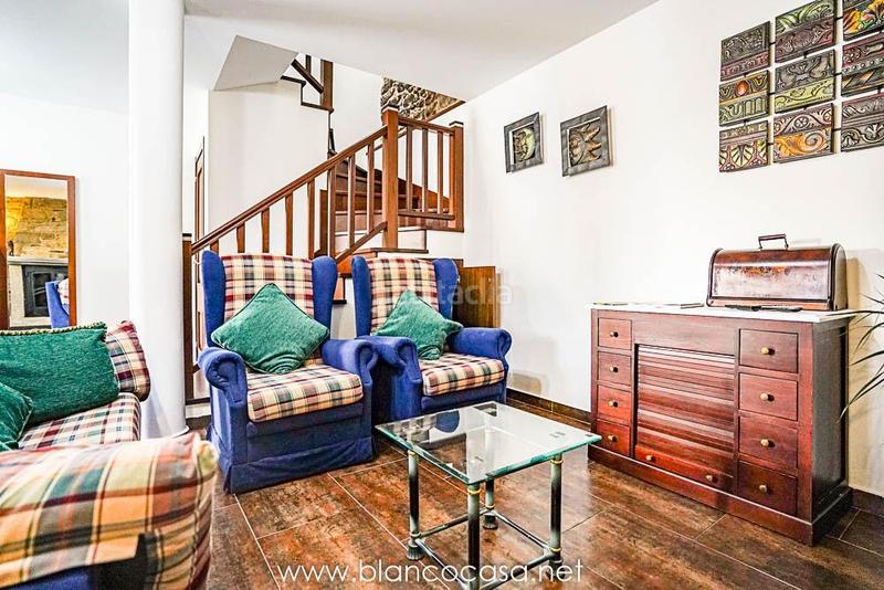 Foto 4651b413-bf88-49db-98d1-dcab0e219a74. Haus mit heizung in Vimianzo