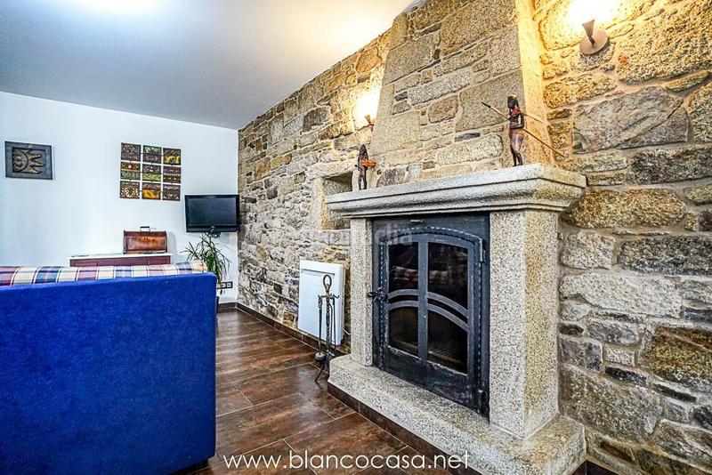 Foto 66dd3f2f-1635-4574-b1b4-74341c4eddde. Haus mit heizung in Vimianzo