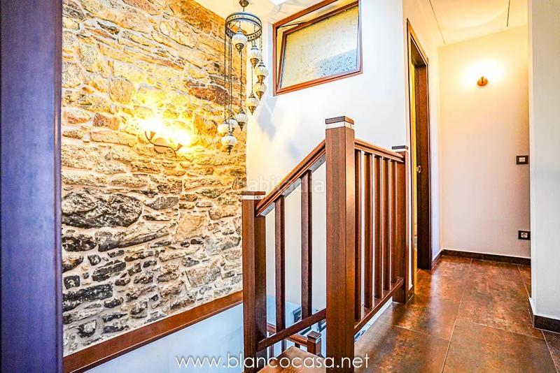 Foto ab04e568-478b-4fb4-88ee-279943016c0a. Haus mit heizung in Vimianzo