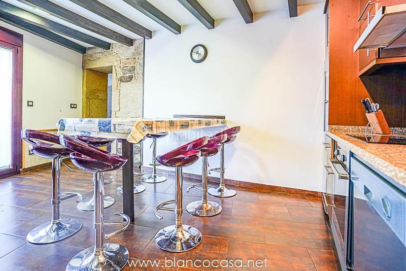 Foto d9563f3e-443f-46b4-a47d-d98793c03898. Haus mit heizung in Vimianzo