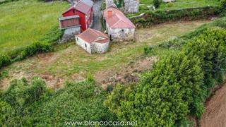 Casa a Coristanco. Casa para reformar  terreno galpones  por tan sólo 55.990