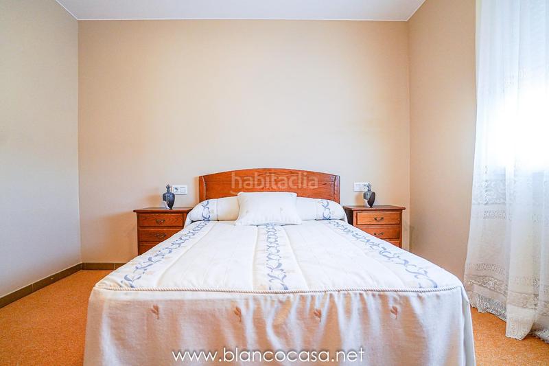 Foto 21d9a0f6-5323-48f7-81c5-ee814f501854. Casa tu refugio perfecto en seiruga espaciosa casa con terreno y con vistas al mar !! en Malpica de Bergantiños