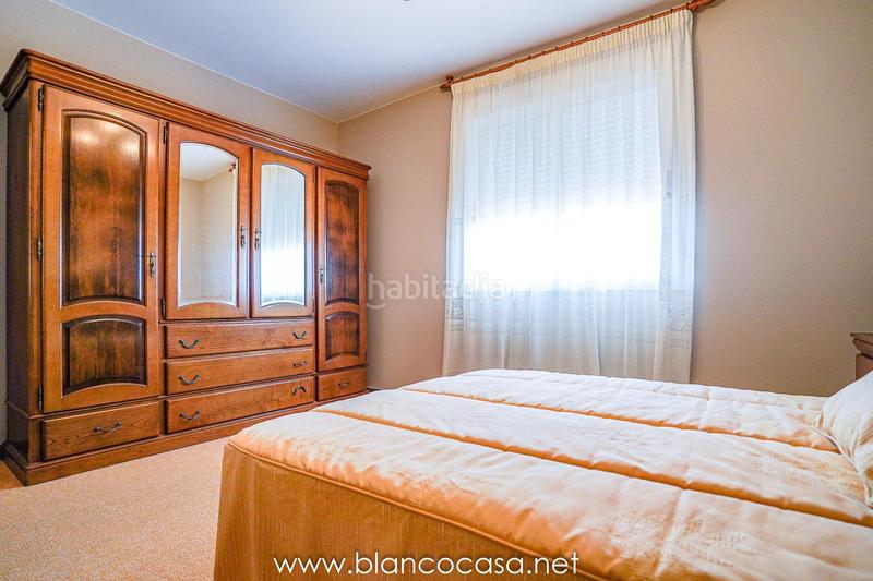 Foto 479a45e7-b2ce-4198-bbbf-8e91e1028a1e. Casa tu refugio perfecto en seiruga espaciosa casa con terreno y con vistas al mar !! en Malpica de Bergantiños