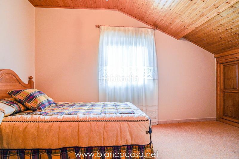 Foto 876ff2bd-d28c-4e2c-95fc-76903215c4ec. Casa tu refugio perfecto en seiruga espaciosa casa con terreno y con vistas al mar !! en Malpica de Bergantiños