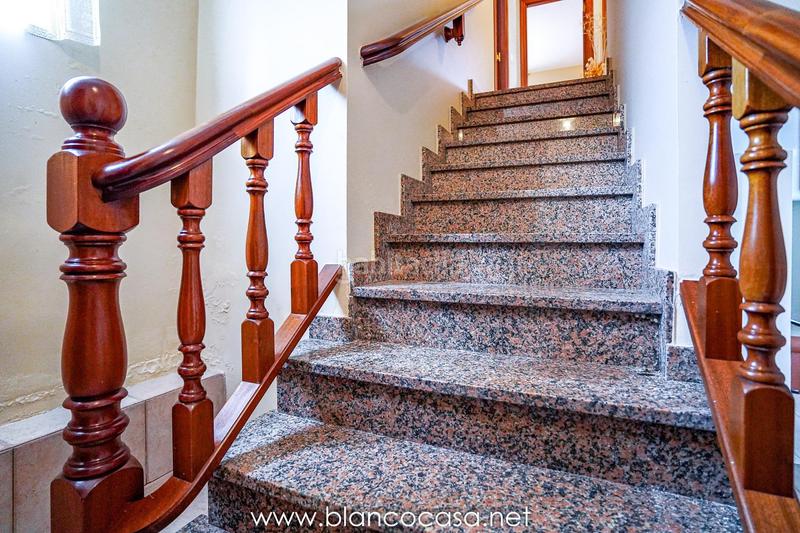 Foto efee0cbf-eebb-4d2d-976d-10c8eed148c5. Casa tu refugio perfecto en seiruga espaciosa casa con terreno y con vistas al mar !! en Malpica de Bergantiños