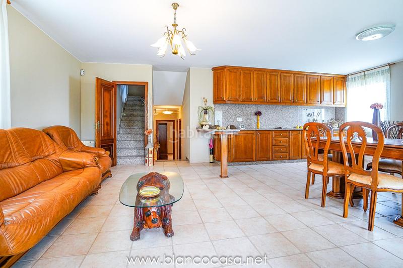 Foto f6a29cdb-5a15-4daa-9e01-488fe5dc1782. Casa tu refugio perfecto en seiruga espaciosa casa con terreno y con vistas al mar !! en Malpica de Bergantiños
