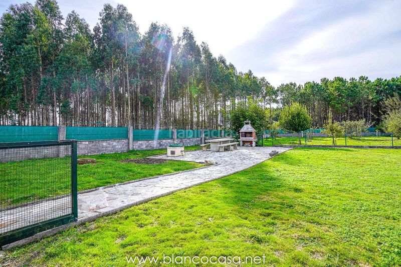 Foto 1875b0b2-de3e-4661-ae35-c47bc9b96a0d. Finca rústica a Zas