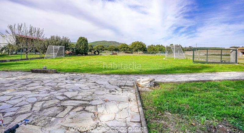 Foto 7a9e5fd0-cd1e-4c00-a446-96c603f47803. Finca rústica a Zas