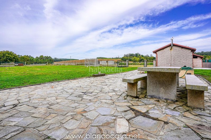 Foto b2a4948c-d9cc-4447-9270-d40fd0f40ca0. Finca rústica a Zas