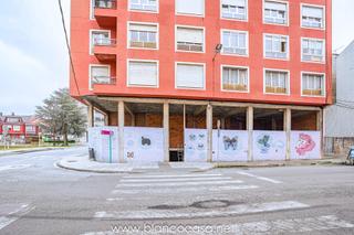 Business premise in Carballo. ! bajo y sótano en venta en calle xílgaro  carballo