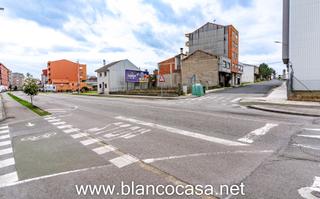 Terreny residencial a Carballo. Solar en venta en avda malpica carballo