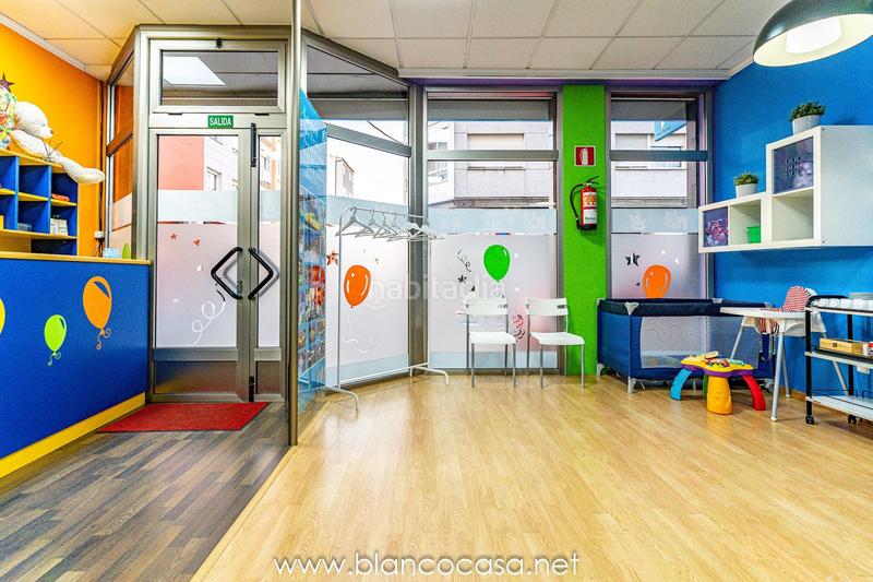 Foto 1ef7c4cd-c04d-47ba-91a8-9c4c087b0660. Location local commercial dans Carballo