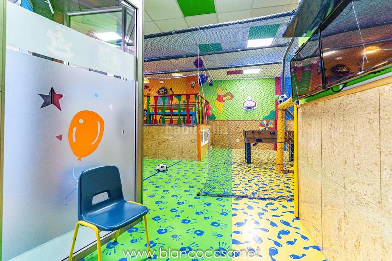 Foto 38664276-a5b3-4363-910a-40349ae4f21f. Location local commercial dans Carballo