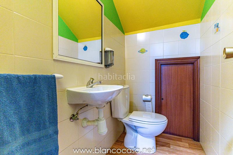 Foto 421fa0ba-e475-4c71-91a6-b16cb8d44ab5. Location local commercial dans Carballo