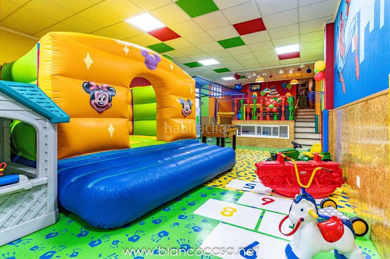 Foto 5bee0871-2170-468e-8213-8895acb150c7. Location local commercial dans Carballo