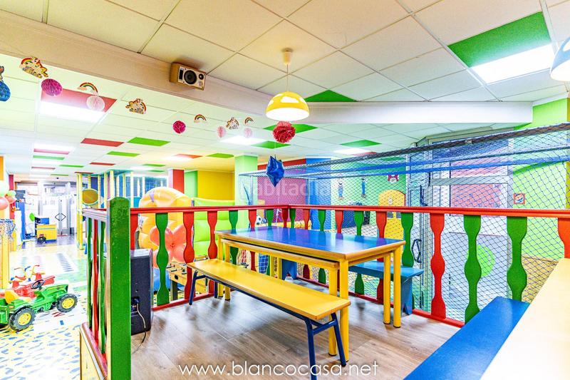 Foto 8dd7adc2-5516-4a9b-a461-58300c8bcef8. Location local commercial dans Carballo