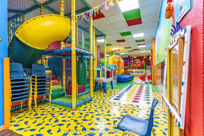 Foto dab7994f-050e-4b8e-b06d-2d89395a0f7c. Location local commercial dans Carballo