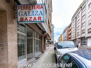 Lloguer Local Comercial a Carballo. Amplio local comercial en alquiler en c rio anllóns de carballo