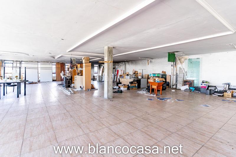 Foto 08d24110-ecd5-453a-a7be-46d4db8c5d8a. Miete büro in Carballo