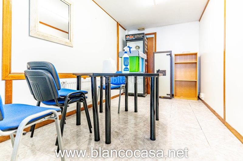 Foto 55732f54-7921-4e67-8a4b-93306b014b34. Miete büro in Carballo
