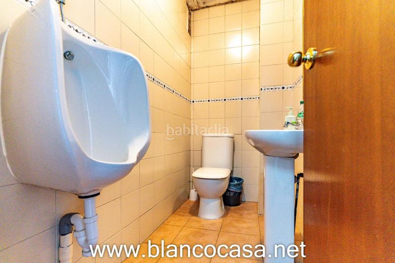 Foto 62d45379-cb2b-401d-b0aa-88fb47735f0f. Miete büro in Carballo
