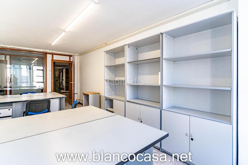 Foto 649f217d-2c9a-4915-86fa-2a844d4b07bb. Miete büro in Carballo