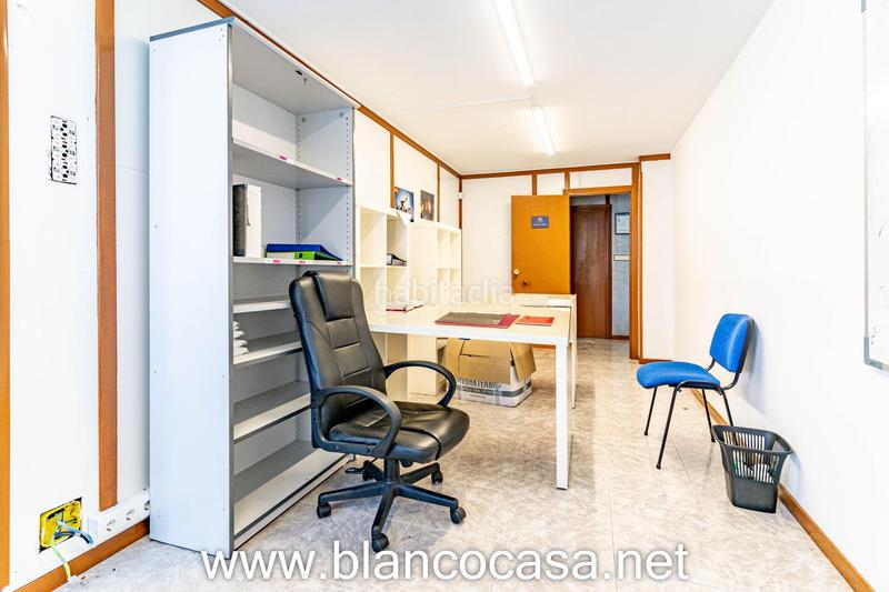 Foto 665c24f0-1908-4ca4-b03a-7ce6875cf46d. Miete büro in Carballo