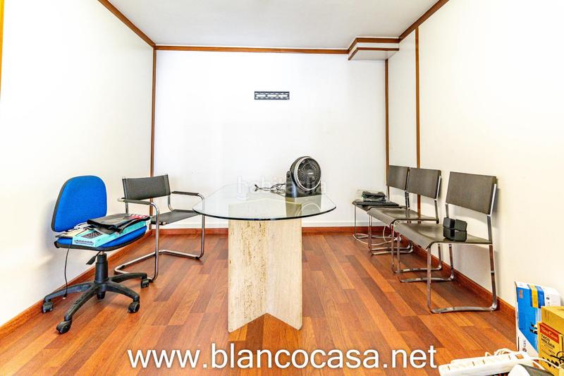 Foto 6efd2d99-04e9-485a-be4e-ae6e1bc8e665. Miete büro in Carballo