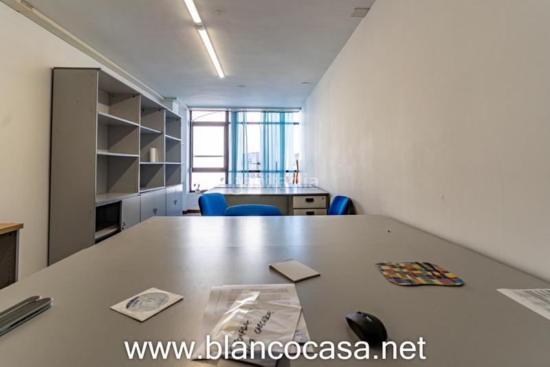 Foto b5549b52-e723-4f23-a082-869d53cd49ec. Miete büro in Carballo