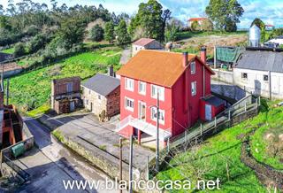 Maison à Cabana de Bergantiños. Casa terreno alpendres en cabana de bergantiñosa coruña  oportun