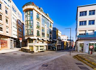 Business premise  Calle san xose. Local en 1 planta en pleno centro de carballo tu próximo negocio