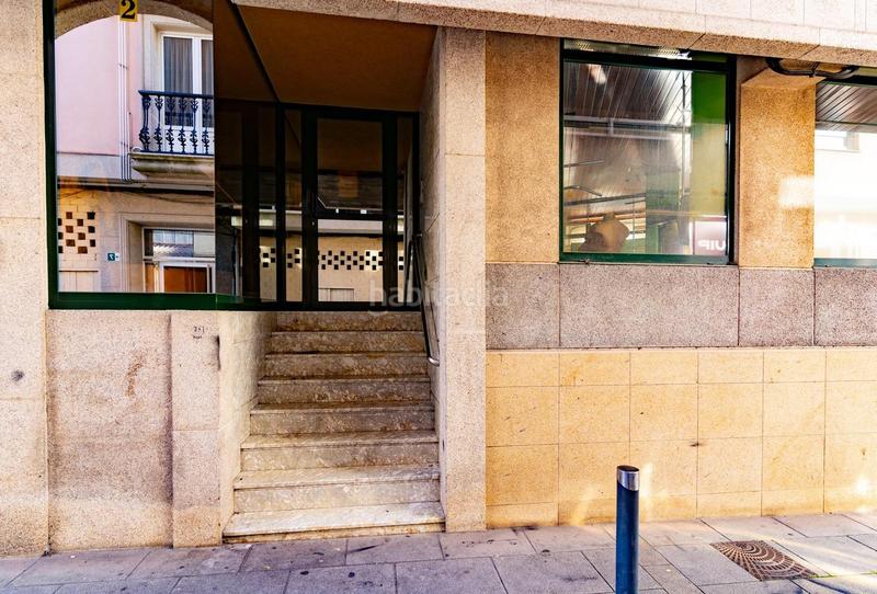 Foto dcf97801-aa9d-42c9-b5fa-0e2fc2c43db2. Local comercial local en 1 planta en pleno centro tu próximo negocio empieza aquí! en Carballo