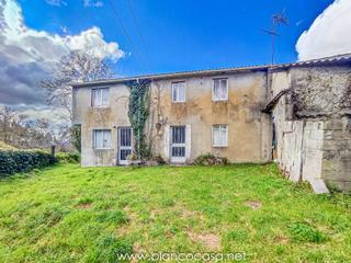 Casa a Carballo. Casa con terreno para reformar carballo  a coruña