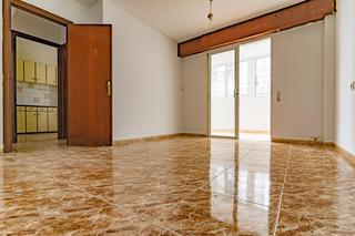 Pis a Carballo. Piso con excelente ubicación y  por tan solo 59.990 carballo a c