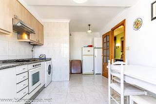 Pis a Carballo. Piso en carballo a coruñade 4 habitaciones por 105.000. para ent