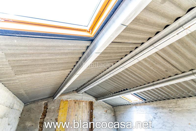 Foto 25993dab-9f94-412d-ac67-83642b4cd3f6. Casa  para rehabilitar y con 6.676m2 de terreno con proyecto iniciado en sofán a coruña! en Carballo