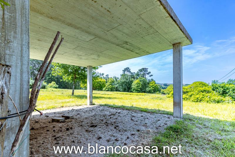 Foto a43d4769-91c6-4b01-a3da-327e547d915b. Casa  para rehabilitar y con 6.676m2 de terreno con proyecto iniciado en sofán a coruña! en Carballo